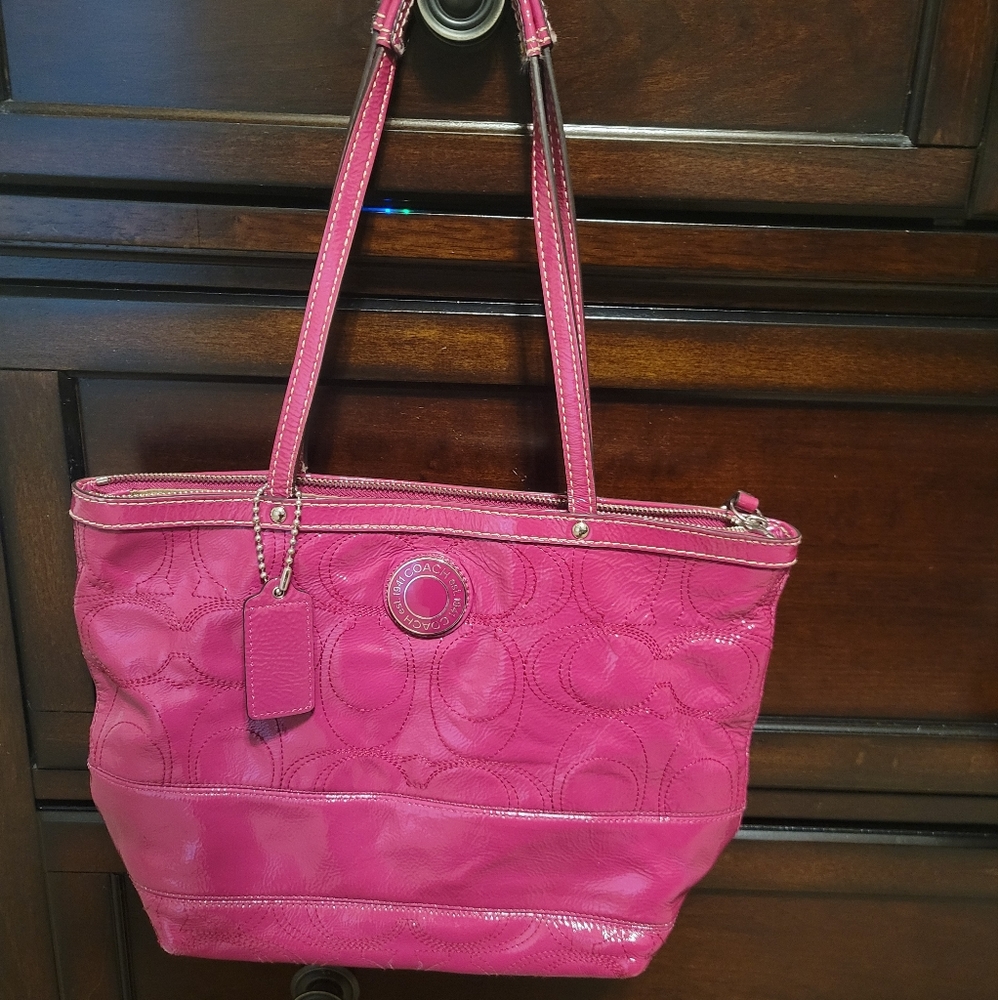 Authentic Coach Peyton Handbag